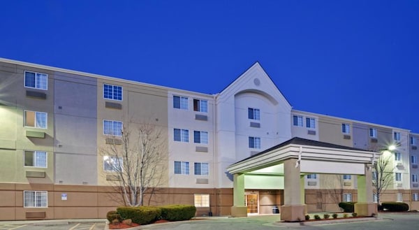 Wannamaker Inn And Suites