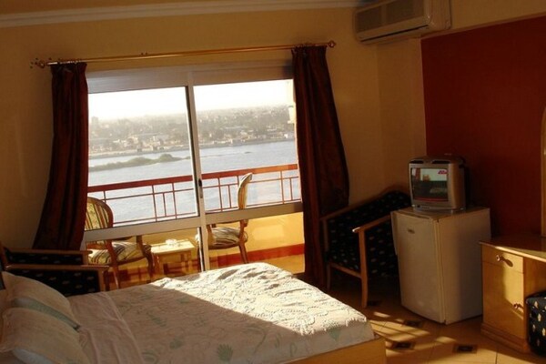 Hotel River Nile