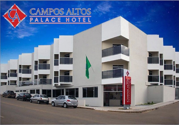 Campos Altos Palace Hotel