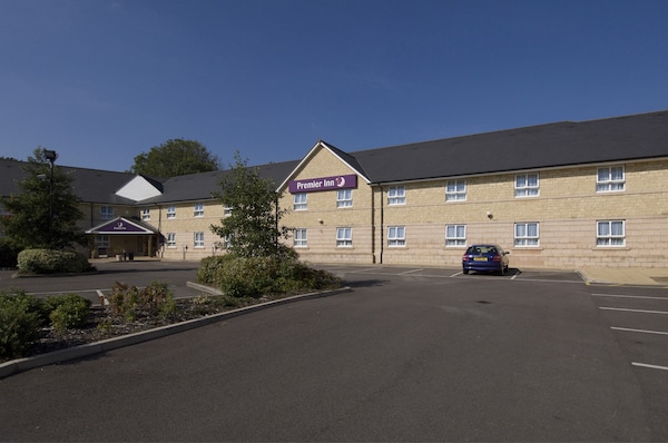 Premier Inn Chippenham hotel