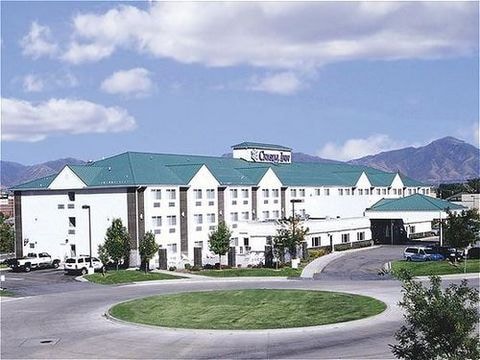 Crystal Inn Hotel & Suites - West Valley City