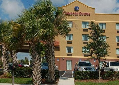 Comfort Suites Fort Pierce I-95