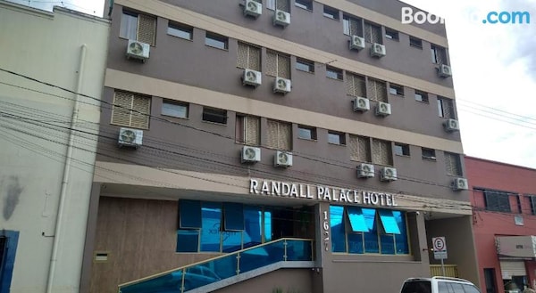 Randall Palace Hotel