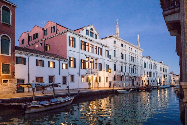 Hotels on the Grand Canal, Venice