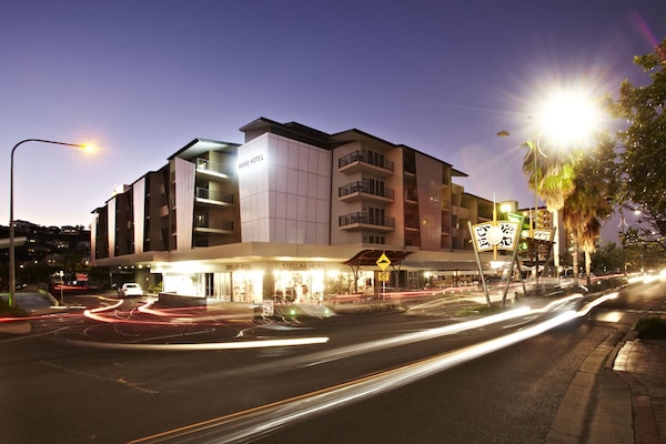 Grand Hotel And Apartments Townsville