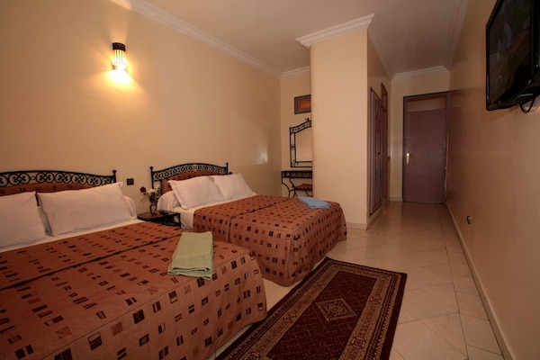 Hotel Ichbilia Fndq Shbyly@