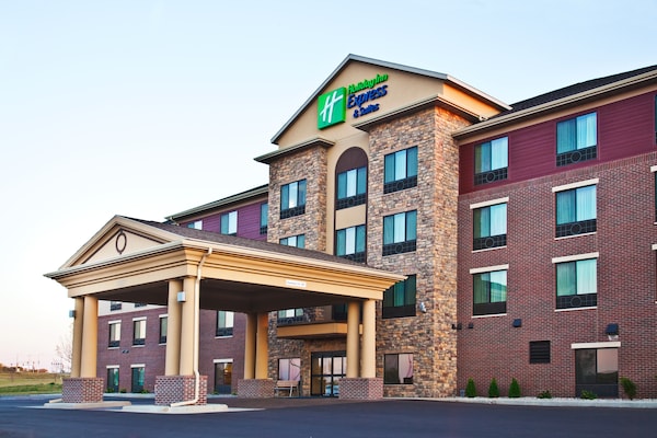 Holiday Inn Express & Suites Sioux Falls Southwest, an IHG Hotel