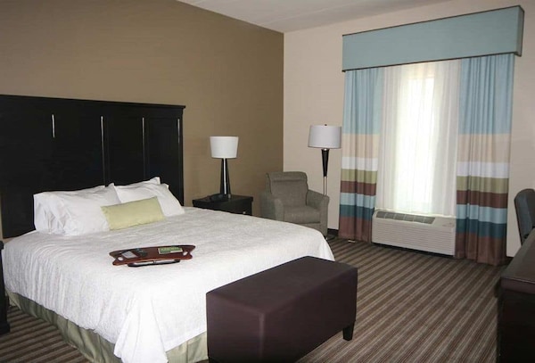 Hampton Inn And Suites Swansboro