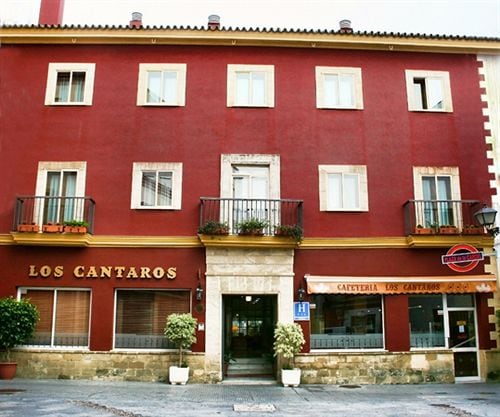 Hotel Los Cantaros