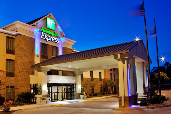 Holiday Inn Express & Suites Sulphur - Lake Charles, An Ihg Hotel