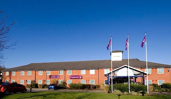 Premier Inn Pontypool hotel
