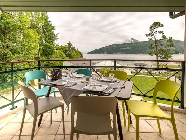 La Baie Des Voiles, Feet In The Crystal Waters, 12 Apts From Studio To Duplex, Lla Selections By Location Lac Annecy