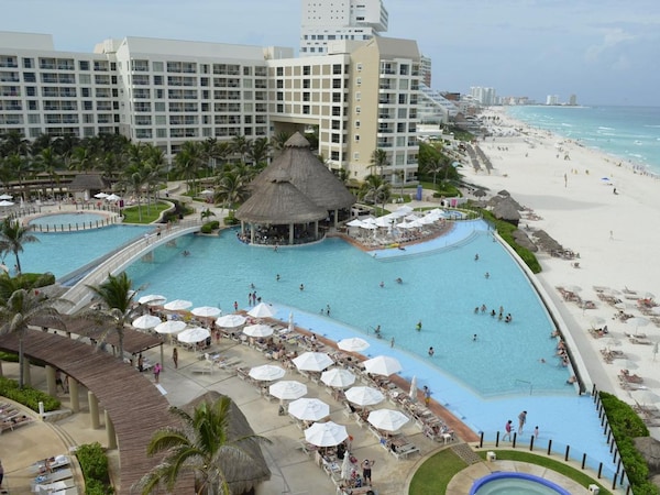 The Westin Lagunamar Ocean Resort Villas & Spa - Cancun