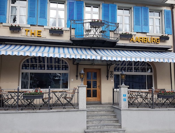 The Aarburg Hotel & Cafe