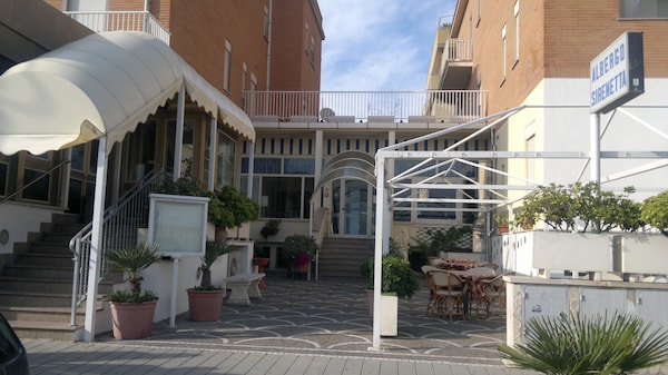 The Sirenetta hotel