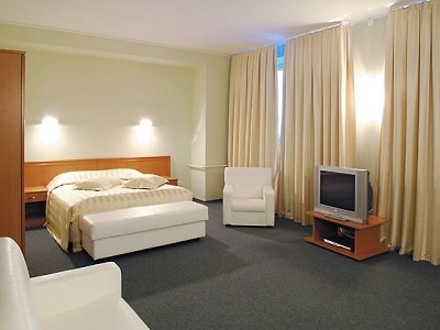 Zvezda Hotel