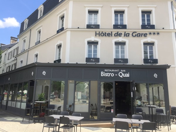 Hotel De La Gare - Restaurant Bistro Quai