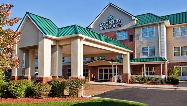 Country Inn & Suites by Radisson - Camp Springs (Andrews Air Force Base) - MD