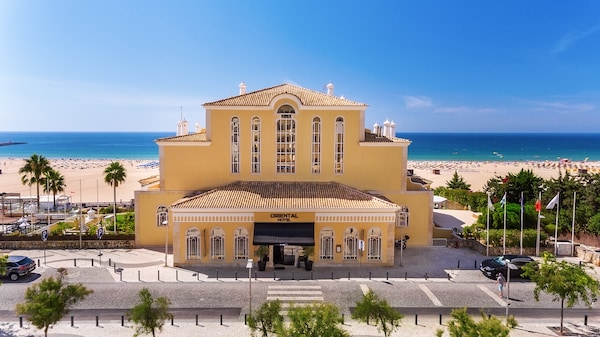 AP Oriental Beach Hotel | Portimão