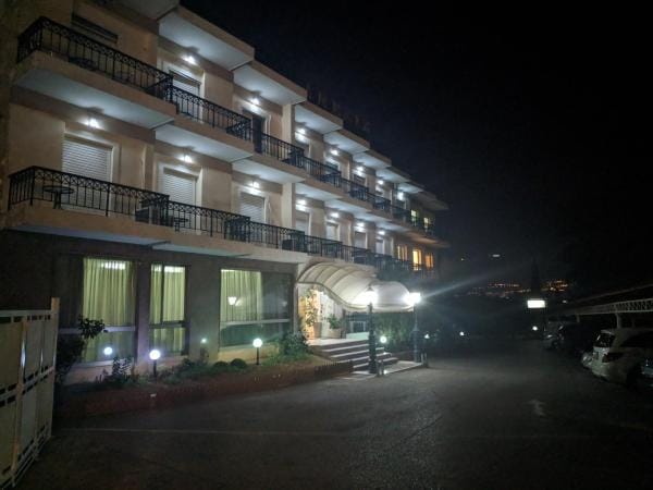 Hotel Anesi