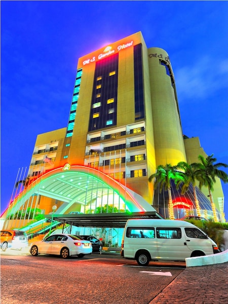 Grand Darulmakmar Hotel