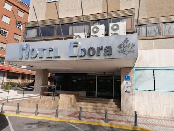 Hotel Ebora By Vivere Stays
