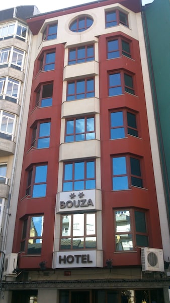 Hotel Bouza