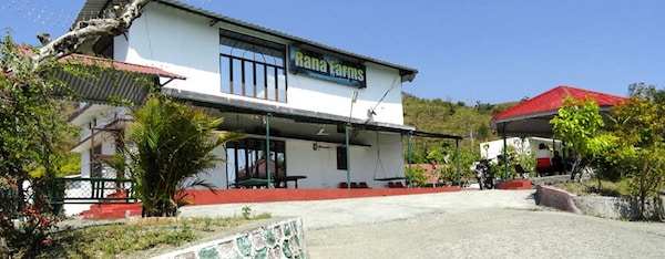 Rana Farms & Cottage