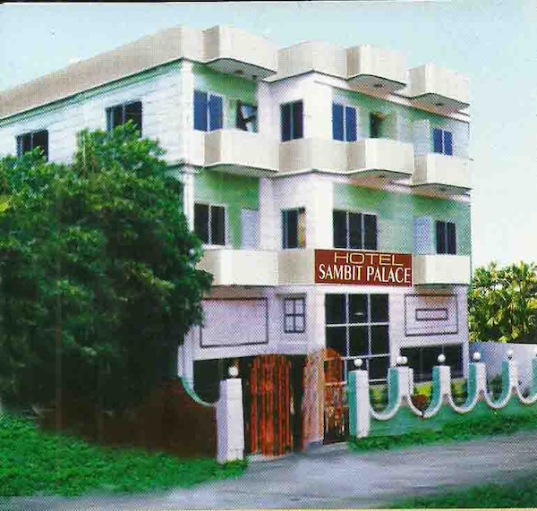 Hotel Sambit Palace Bhubaneshwar