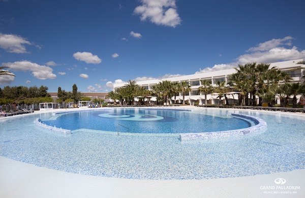 Grand Palladium Palace Ibiza Resort & SPA