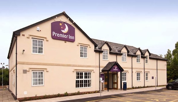 Premier Inn Cwmbran hotel