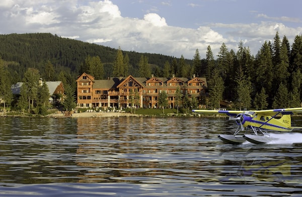 Lodge At Sandpoint
