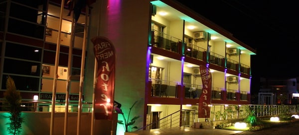 Fırat Mert Hotel