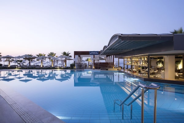 Thalassa Beach Resort & Spa (Adults Only)