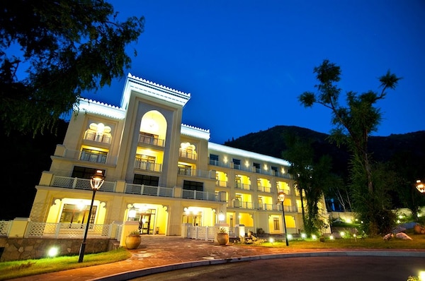 Samal Resort & SPA