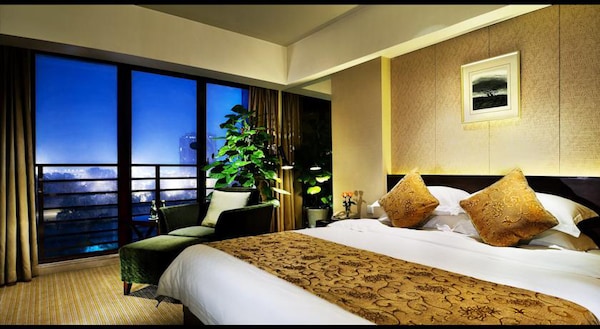 Hotel Nanjing Jinling Riverside