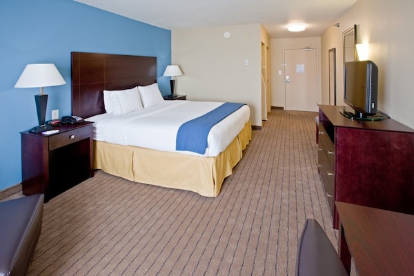 Holiday Inn Express Hotel & Suites Shelbyville, An Ihg Hotel