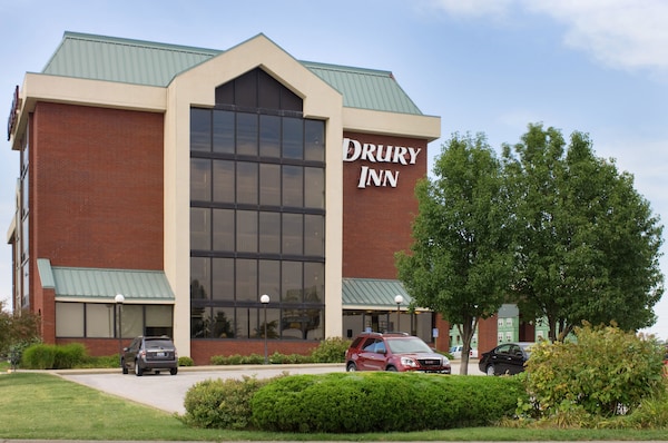 Drury Inn & Suites Marion