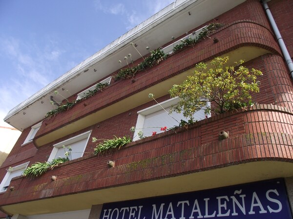 Hotel Mataleñas
