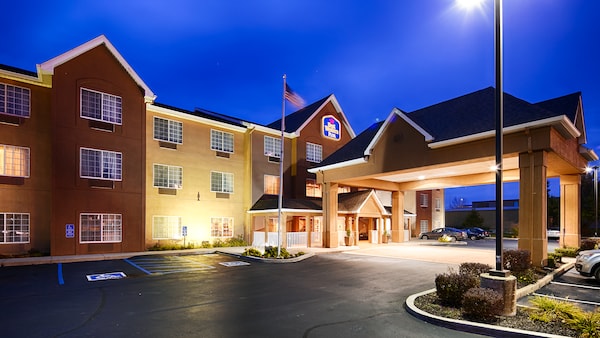 Best Western  PLUS Fort Wayne Inn & Suites North