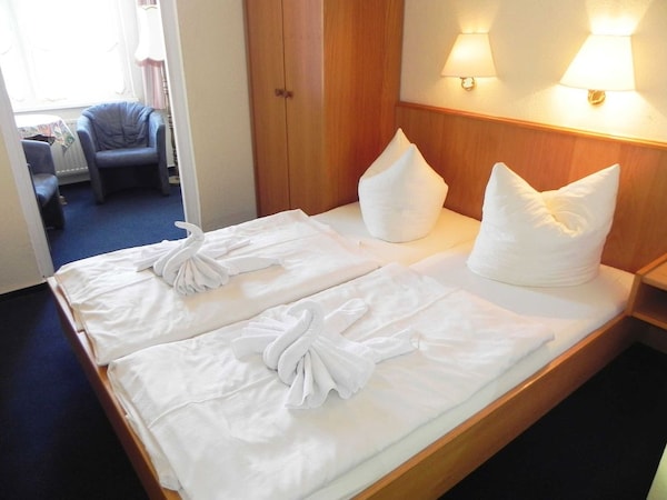 Double Room 25 - Domkes Hotel Garni Haus An Der See