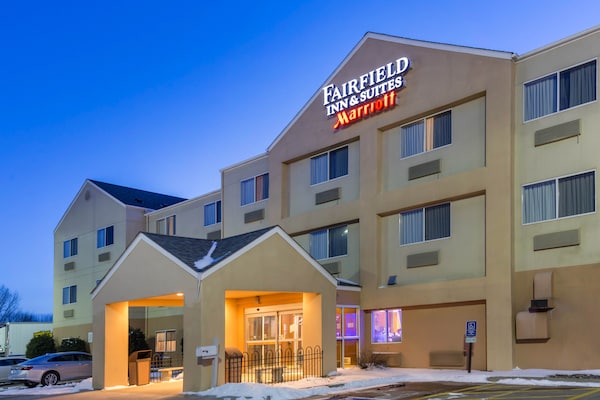 Fairfield Inn & Suites St. Cloud