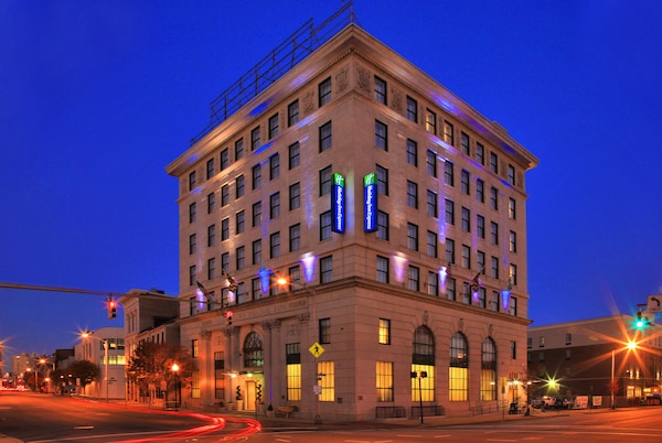 Holiday Inn Express Baltimore-Downtown, An Ihg Hotel
