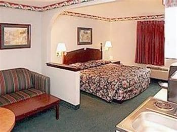 Americas Best Value Inn and Suites Moss Point