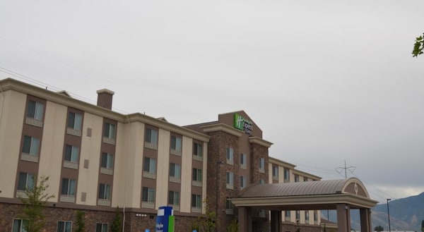 Holiday Inn Express & Suites Springville-South Provo Area