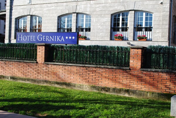 Hotel Gernika