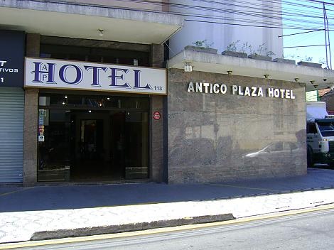 OYO Antico Plaza Hotel