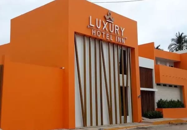Luxury  Inn
