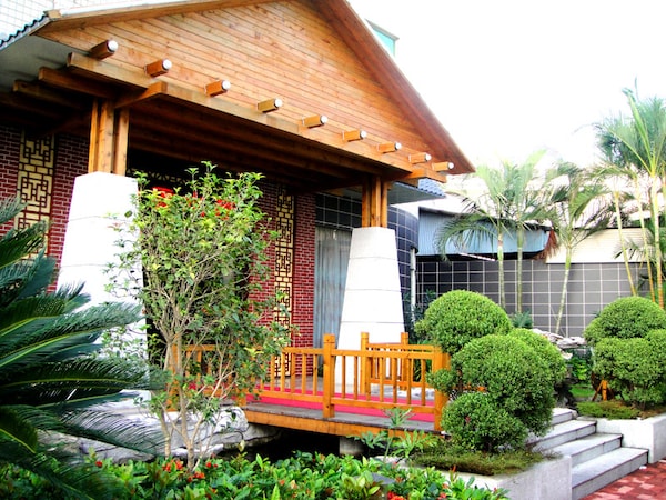 Jindun Holiday Hotel