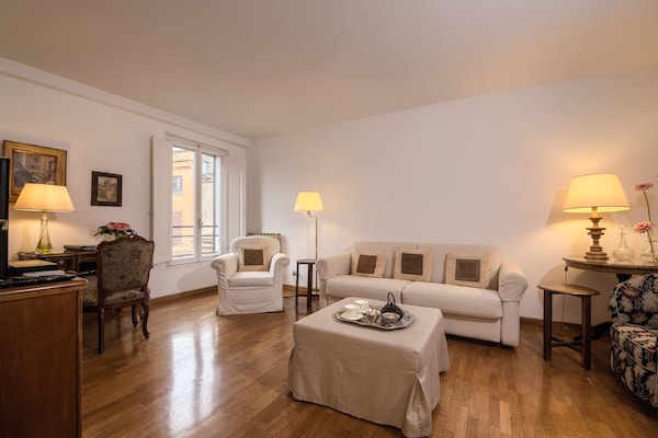 Appartement de luxe au coeur de Rome, près de St Pierre, paisible et lumineux